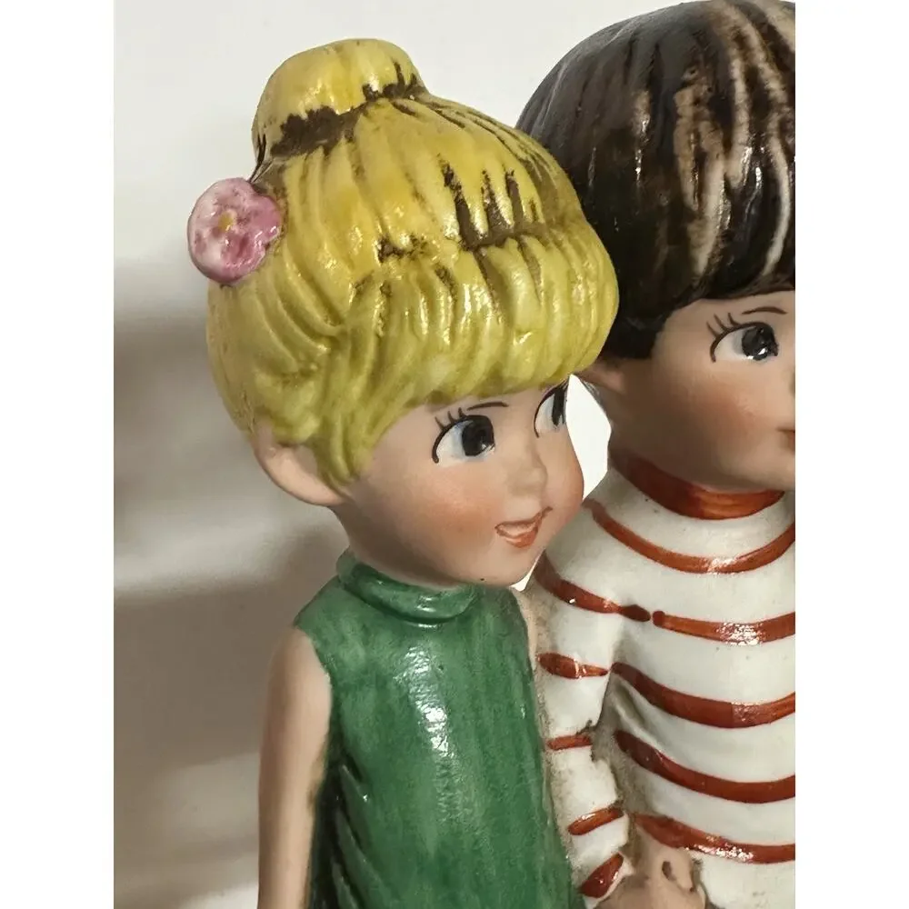 Vintage 1974 Gorham Moppets Wind Up Music Fran Mar Children At Beach